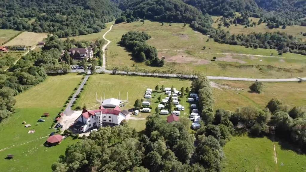 Pensiunea Rasnov ภายนอก รูปภาพ